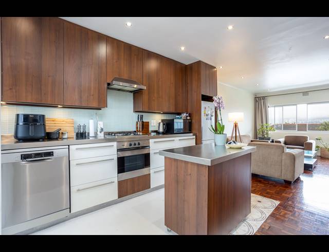 2 BEDROOM APARTMENT FOR SALE IN TAMBOERSKLOOF